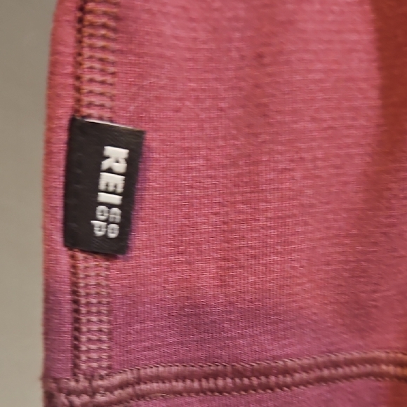 REI Kids Matching Base Layer - Maroon - Picture 8 of 9